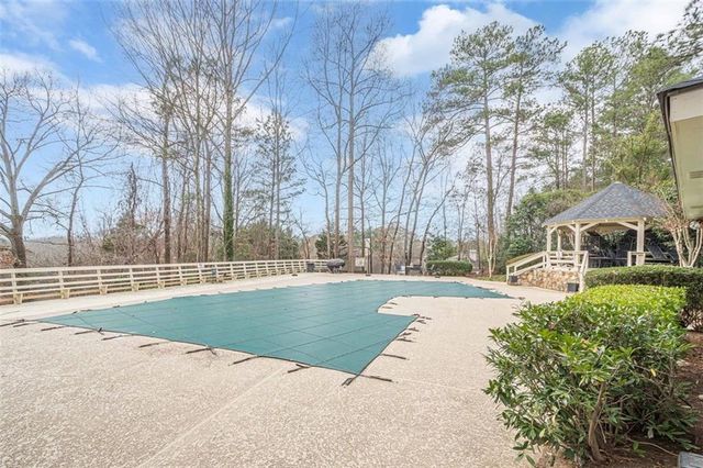 3205 Canyon Point Circle, Roswell, GA 30076