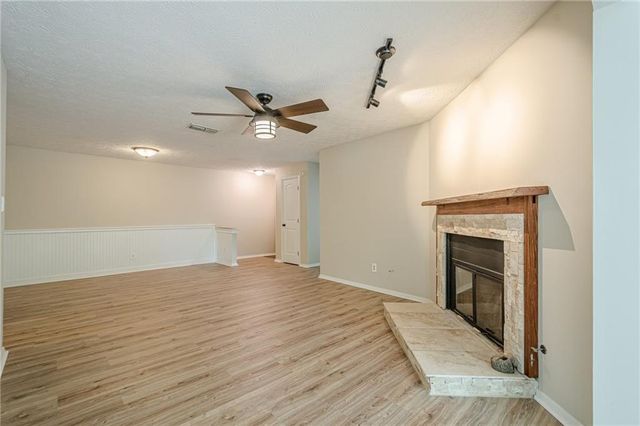 3205 Canyon Point Circle, Roswell, GA 30076