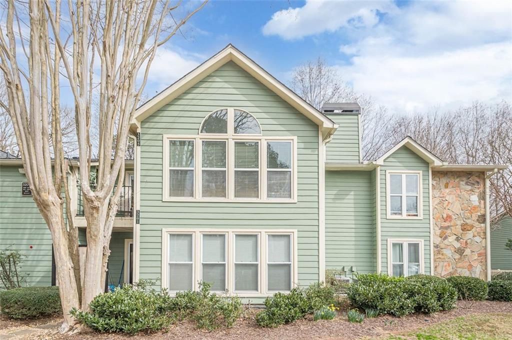 3205 Canyon Point Circle, Roswell, GA 30076