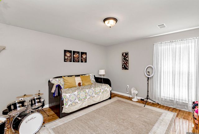 8053 St Claude Dr, Ventress, LA 70783