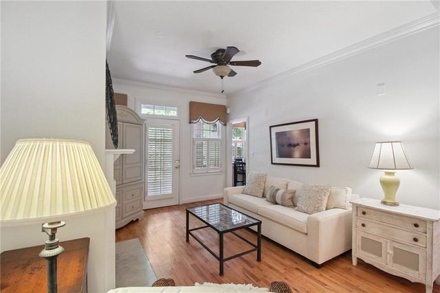 1735 Peachtree NE Street 121, Atlanta, GA 30309