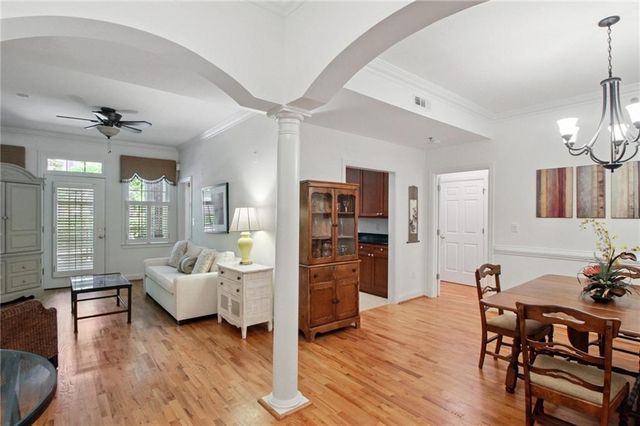 1735 Peachtree NE Street 121, Atlanta, GA 30309