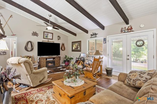 210 E Leon Street, Gatesville, TX 76528