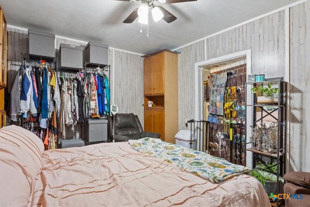 210 E Leon Street, Gatesville, TX 76528