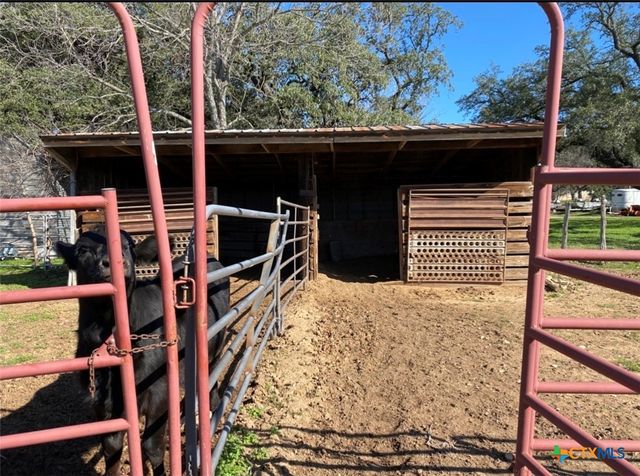 210 E Leon Street, Gatesville, TX 76528