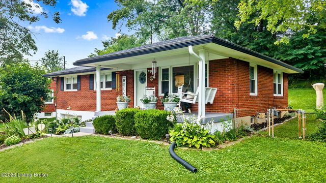 4905 Manslick Rd, Louisville, KY 40216