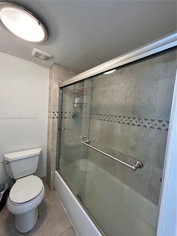 16441 Blatt Blvd 102, Weston, FL 33326