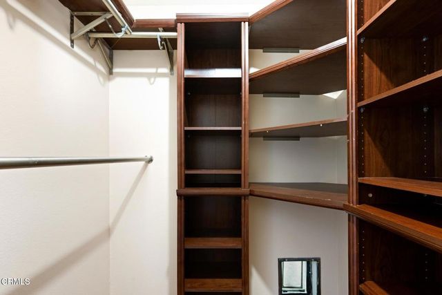 1037 N Vista Street 202, West Hollywood, CA 90046