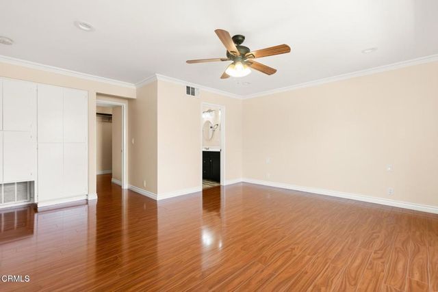 1037 N Vista Street 202, West Hollywood, CA 90046