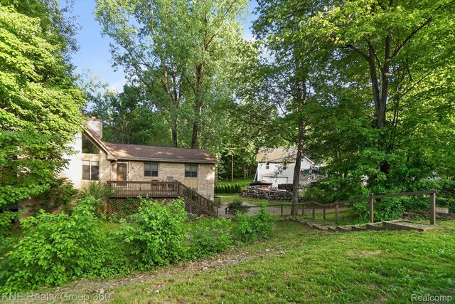 751 Maury Place, Genoa Township, MI 48843