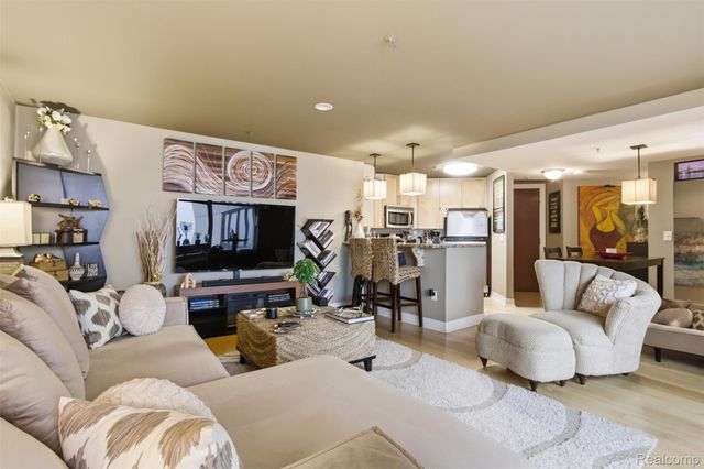 300 Riverfront Drive 23D, Detroit, MI 48226