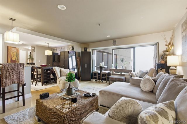 300 Riverfront Drive 23D, Detroit, MI 48226