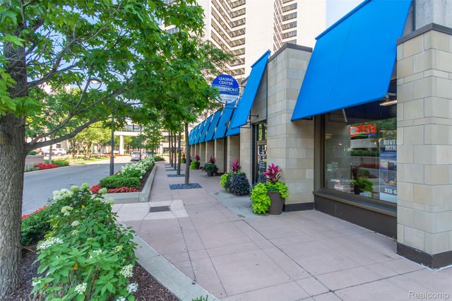 300 Riverfront Drive 23D, Detroit, MI 48226