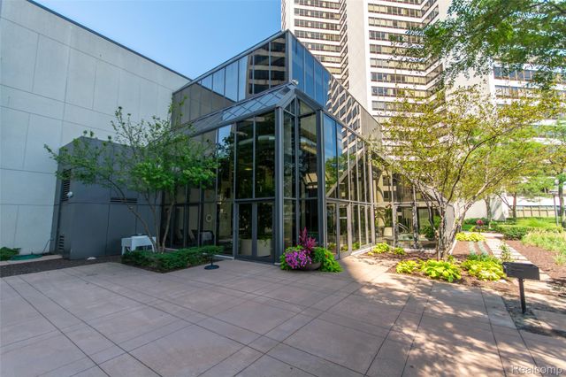 300 Riverfront Drive 23D, Detroit, MI 48226