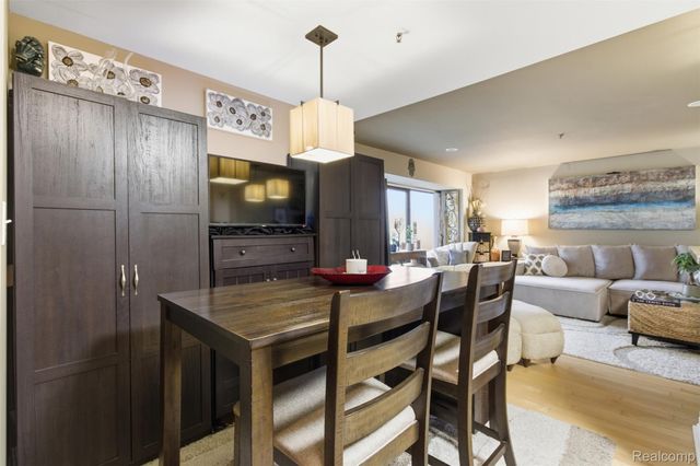 300 Riverfront Drive 23D, Detroit, MI 48226