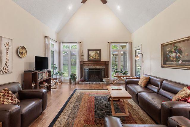 8399 WALNUT TRACE CV, Memphis, TN 38018