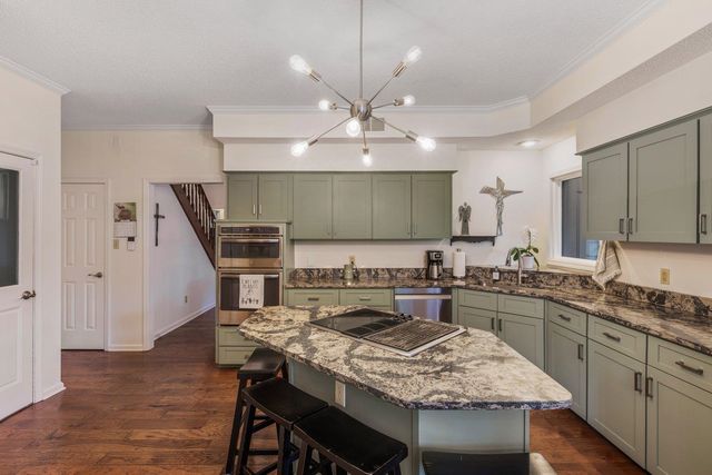 8399 WALNUT TRACE CV, Memphis, TN 38018