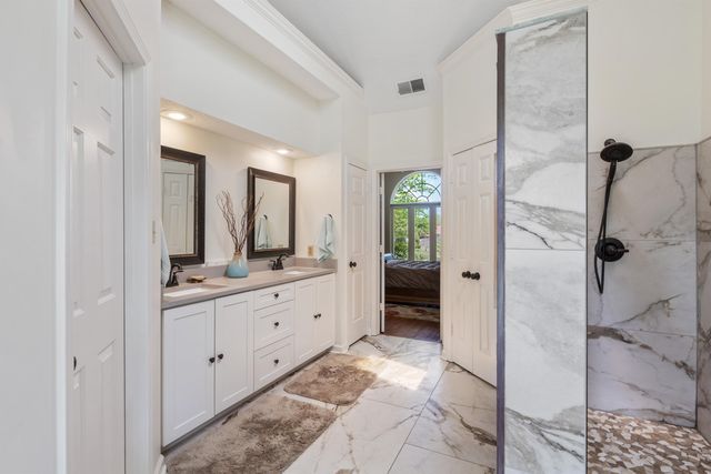 8399 WALNUT TRACE CV, Memphis, TN 38018