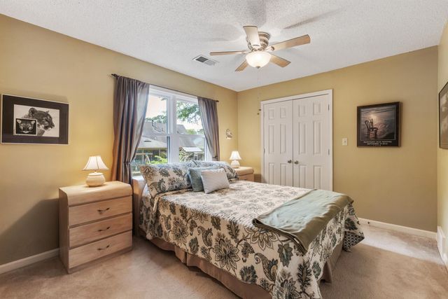 8399 WALNUT TRACE CV, Memphis, TN 38018