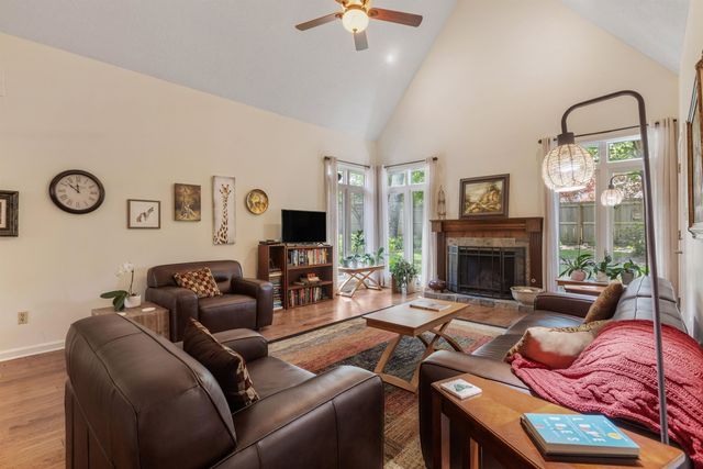 8399 WALNUT TRACE CV, Memphis, TN 38018