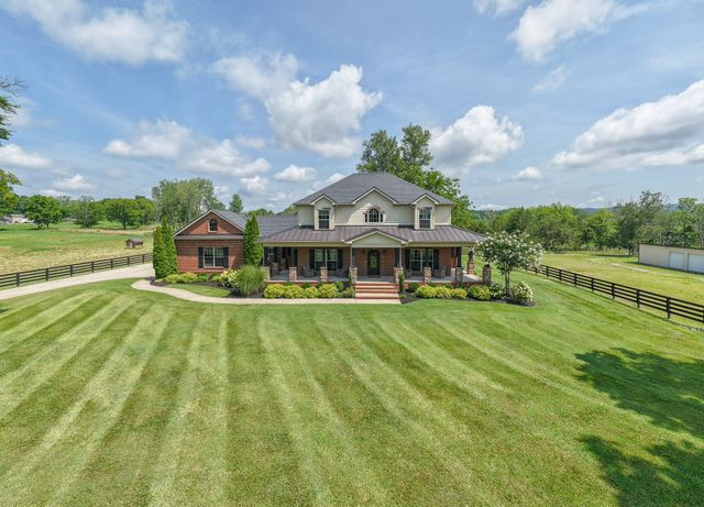 6738 Flat Creek Rd, College Grove, TN 37046