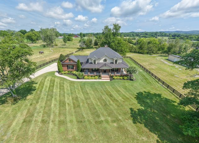 6738 Flat Creek Rd, College Grove, TN 37046