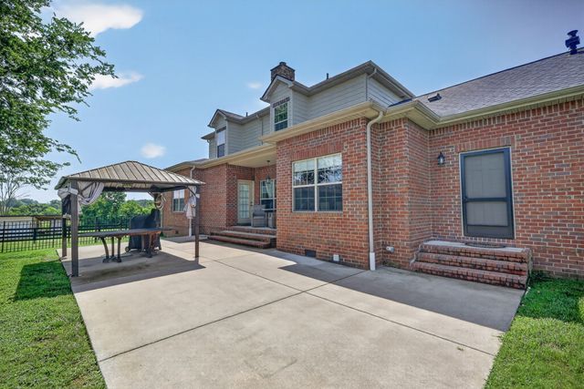 6738 Flat Creek Rd, College Grove, TN 37046