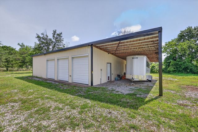 6738 Flat Creek Rd, College Grove, TN 37046