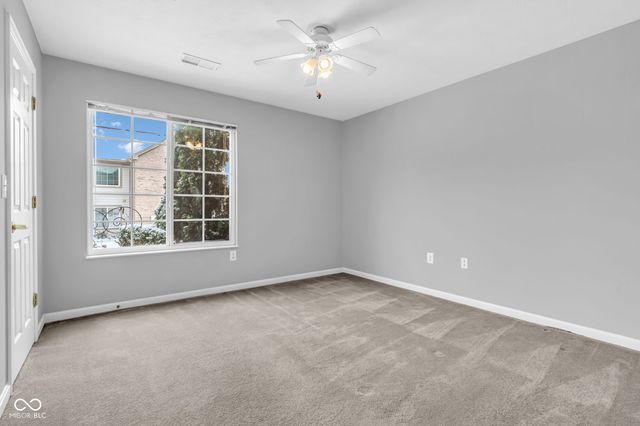 231 Legends Creek Way 102, Indianapolis, IN 46229