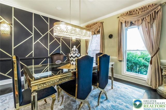 4260 West Wyndemere Circle, Lowhill Twp, PA 18078