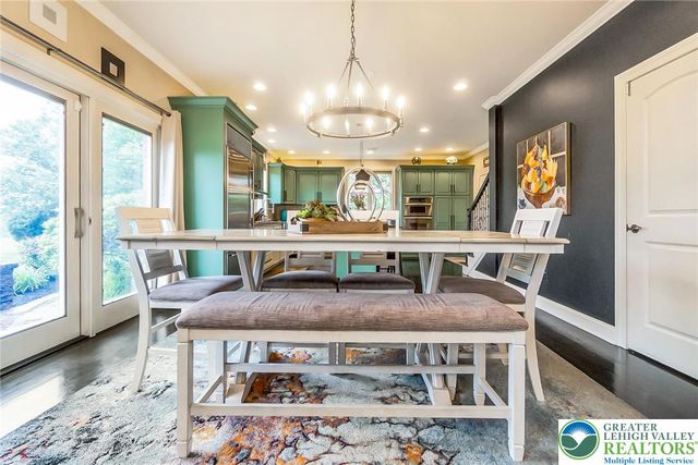 4260 West Wyndemere Circle, Lowhill Twp, PA 18078