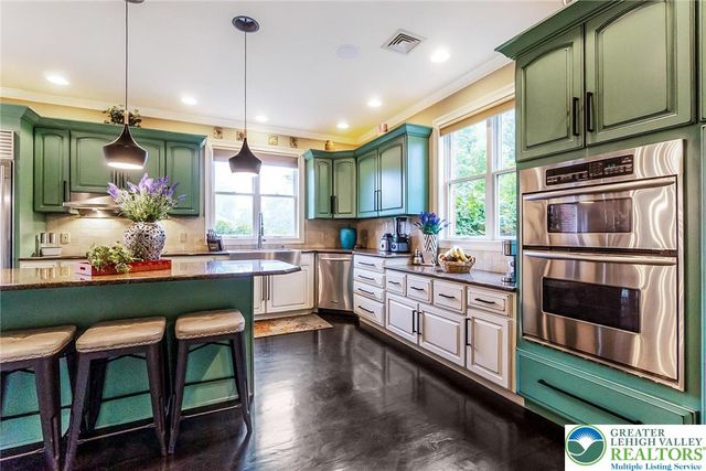 4260 West Wyndemere Circle, Lowhill Twp, PA 18078