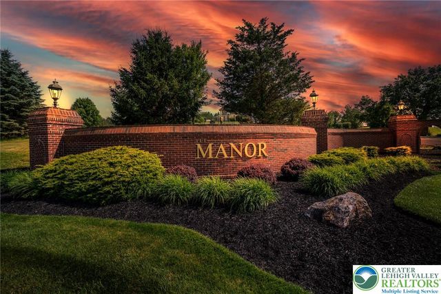 4260 West Wyndemere Circle, Lowhill Twp, PA 18078