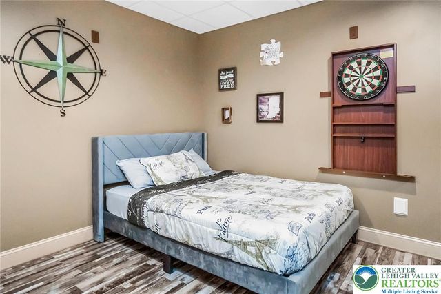 4260 West Wyndemere Circle, Lowhill Twp, PA 18078