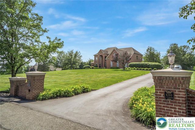 4260 West Wyndemere Circle, Lowhill Twp, PA 18078