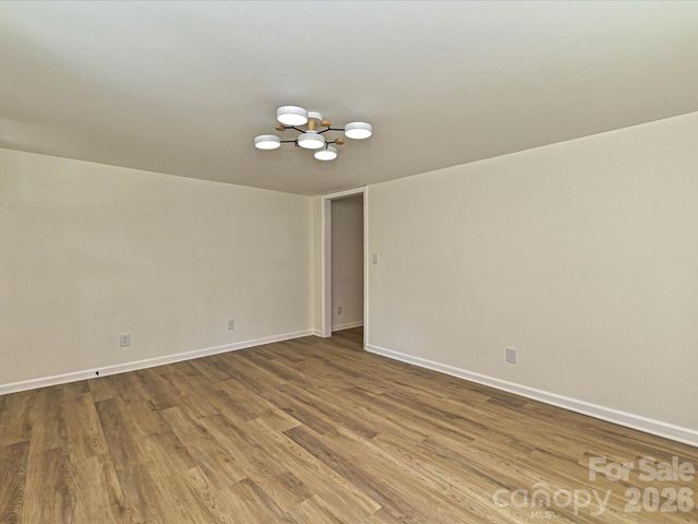 1228 Wilmington Avenue, Statesville, NC 28677