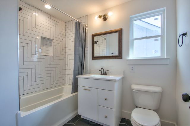 904 Burchwood Ave, Nashville, TN 37216