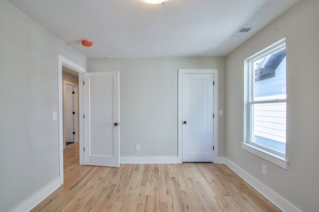 904 Burchwood Ave, Nashville, TN 37216