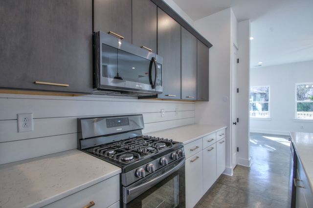 904 Burchwood Ave, Nashville, TN 37216