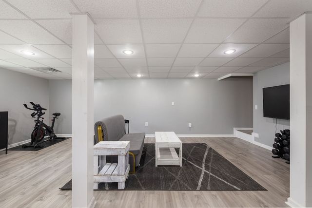 909 N Graycroft Ave, Madison, TN 37115