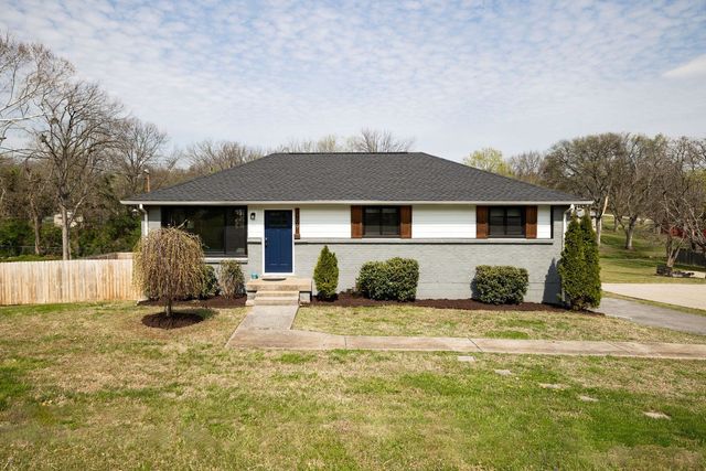 909 N Graycroft Ave, Madison, TN 37115