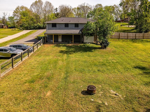 909 N Graycroft Ave, Madison, TN 37115