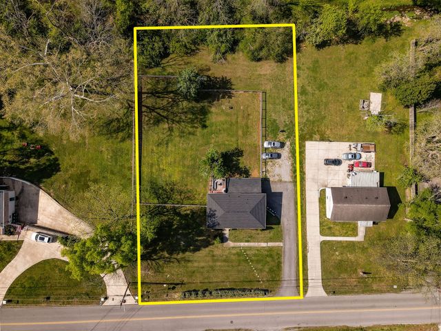 909 N Graycroft Ave, Madison, TN 37115