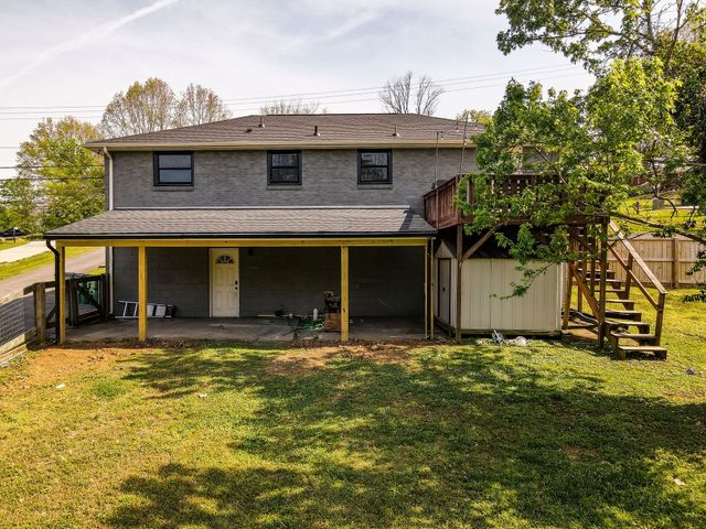 909 N Graycroft Ave, Madison, TN 37115