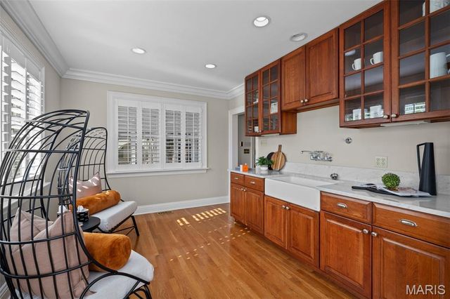 13456 Thornhill Drive, Town And Country, MO 63131