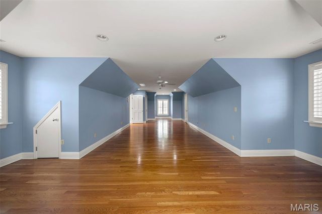 13456 Thornhill Drive, Town And Country, MO 63131