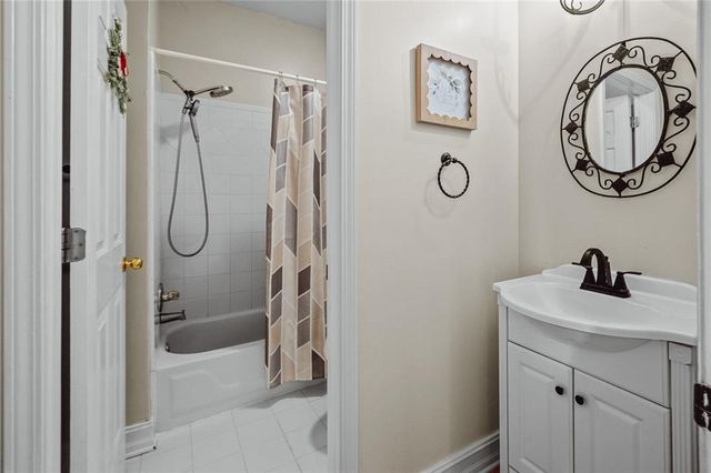 4104 Hooch River Trail, Suwanee, GA 30024