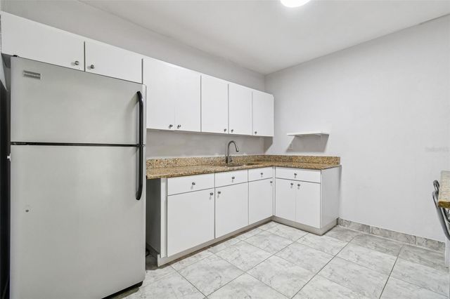 2109 OAKLAND DRIVE, Brandon, FL 33510