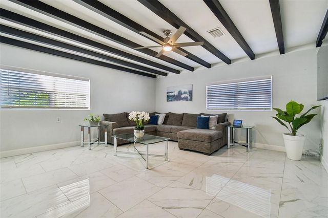 2109 OAKLAND DRIVE, Brandon, FL 33510