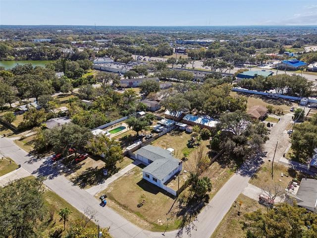 2109 OAKLAND DRIVE, Brandon, FL 33510